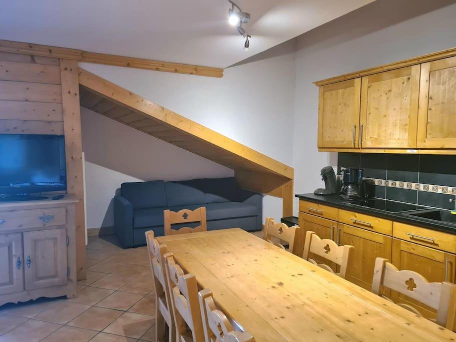 Appartement Le D12 Samoëns Exteriör bild
