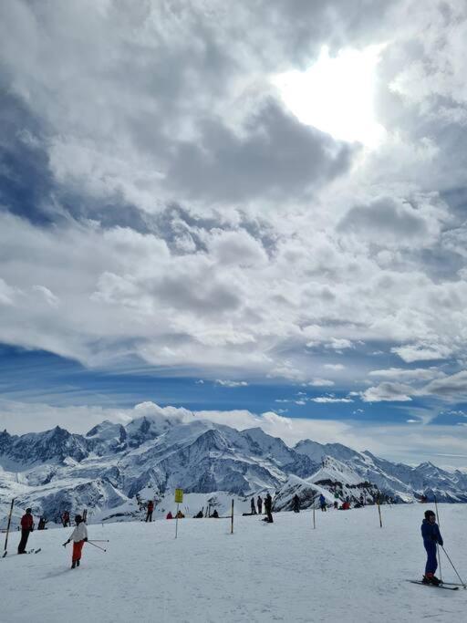 Appartement Le D12 Samoëns Exteriör bild