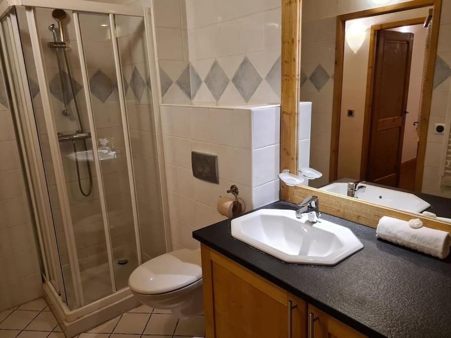 Appartement Le D12 Samoëns Exteriör bild